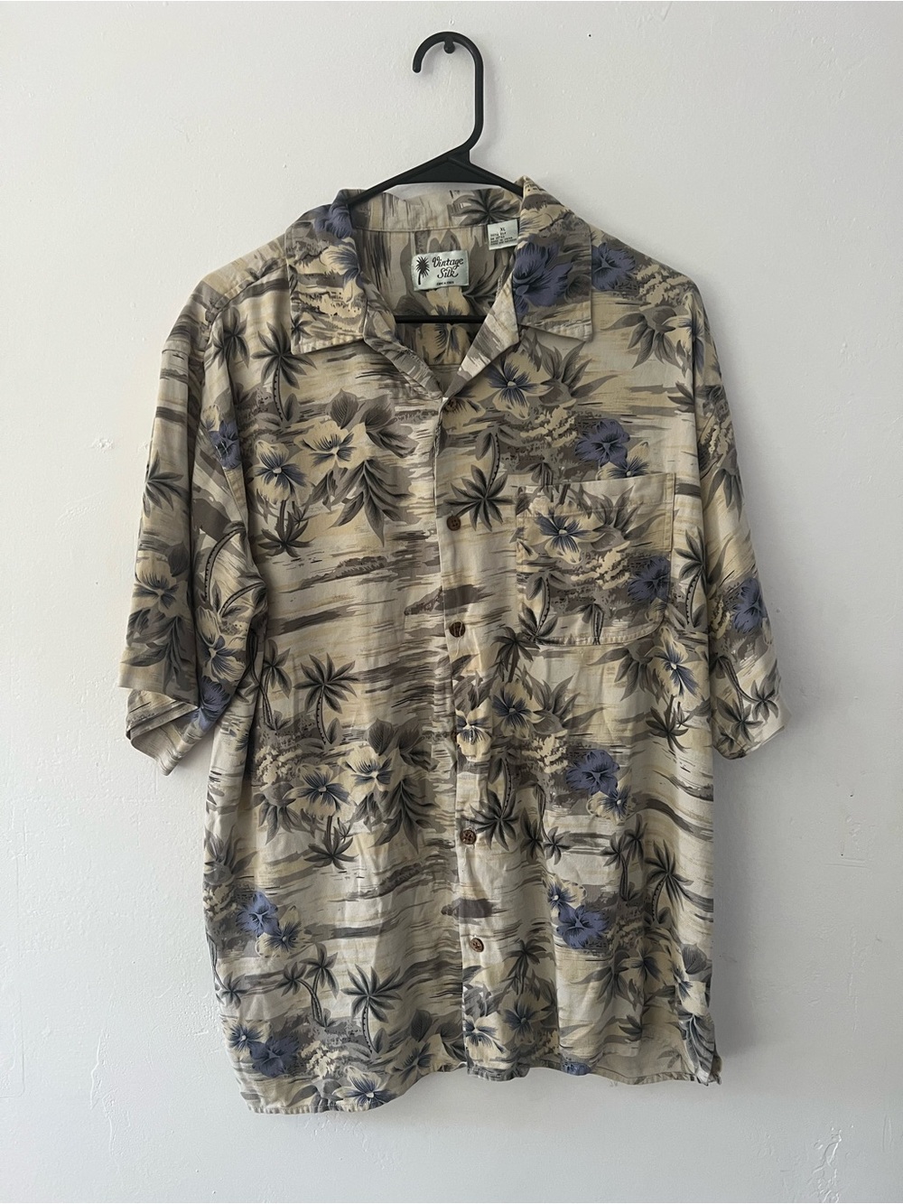 Vintage-Style Beige Floral Hawaiian Shirt - 100% Silk